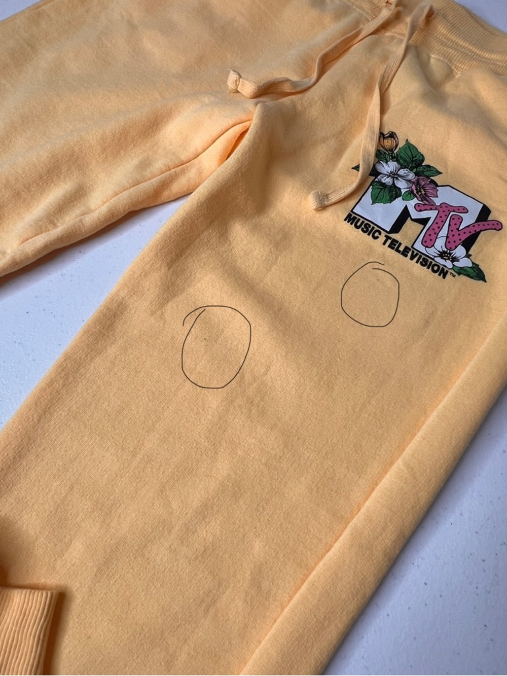 Viacom MTV Sunny Yellow Sweatpants Joggers with Floral Design Y2K Womens Size XS - Picture 10 of 10